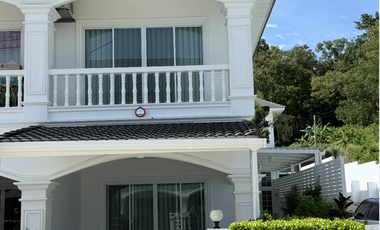 À louer 2 chambres maison de ville à Mueang Phuket, Phuket