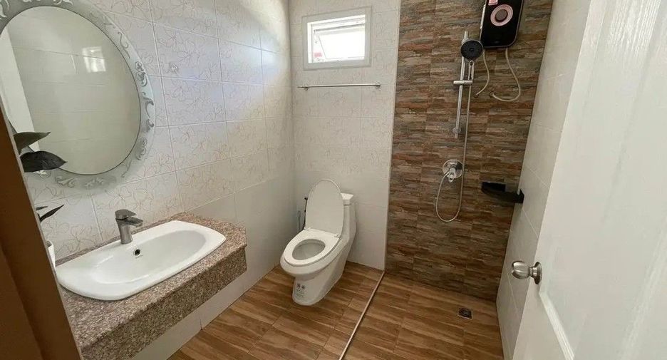 For rent 3 bedrooms house in Bang Lamung, Chonburi