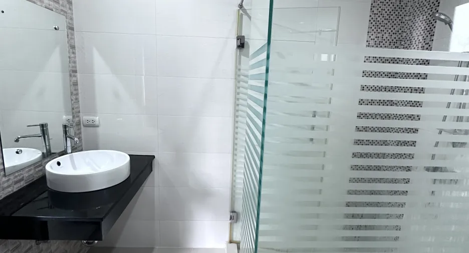 For rent 3 ベッドルーム villa in Huay Yai, Pattaya