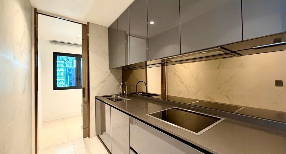 For sale and for rent 2 bedrooms condo in Khlong Toei, Bangkok