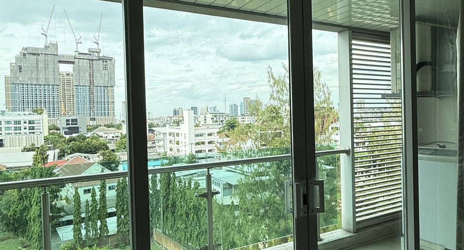Hotel en alquiler de 1 habitaciones en Watthana, Bangkok
