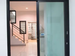 Casa adosada en venta de 4 habitaciones en Mueang Chiang Mai, Chiang Mai