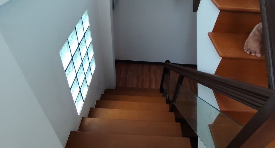 Reihenhaus zum Kauf mit 5 Zimmer in Hua Hin, Prachuap Khiri Khan