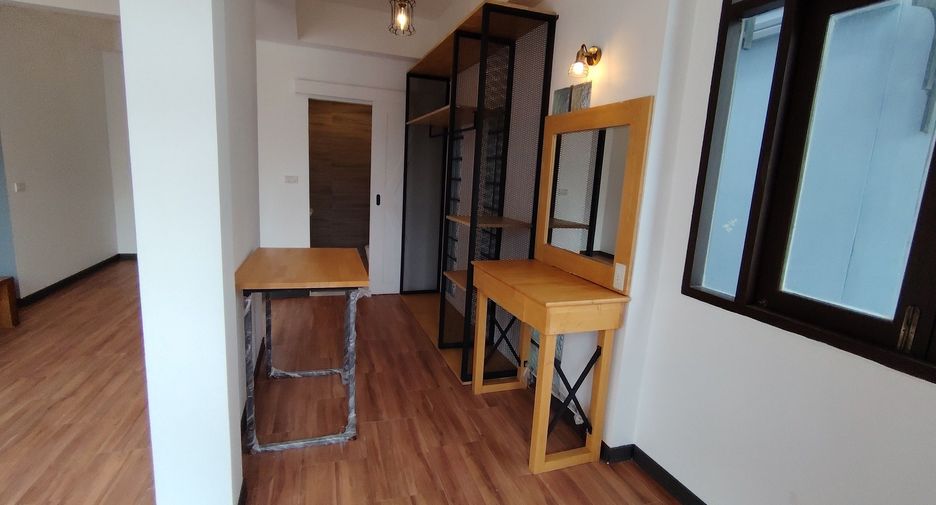 Reihenhaus zum Kauf mit 5 Zimmer in Hua Hin, Prachuap Khiri Khan