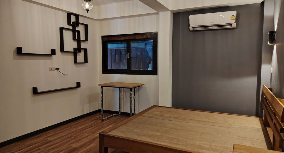 Reihenhaus zum Kauf mit 5 Zimmer in Hua Hin, Prachuap Khiri Khan