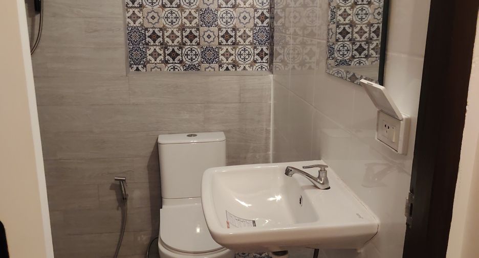 Reihenhaus zum Kauf mit 5 Zimmer in Hua Hin, Prachuap Khiri Khan