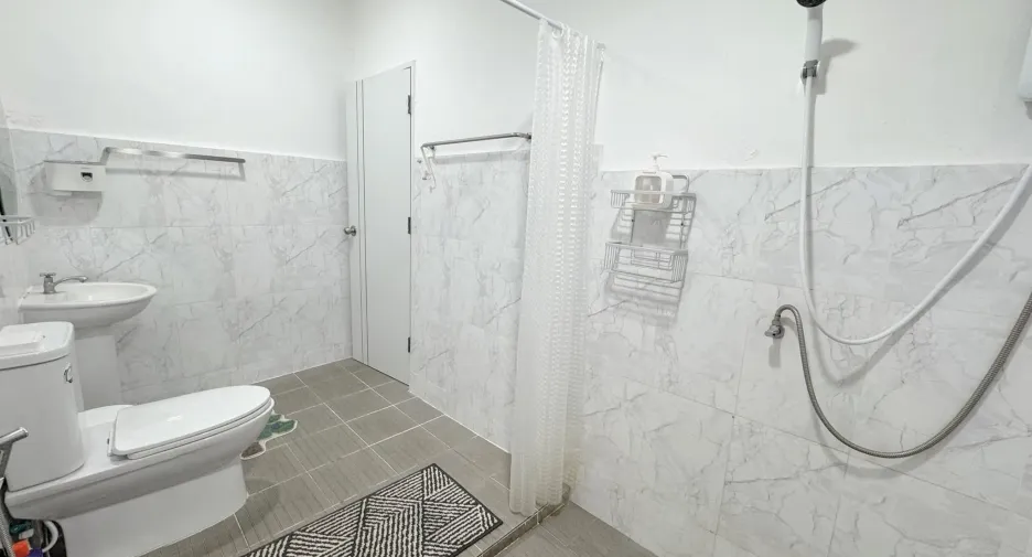For rent 2 bedrooms house in Mueang Chiang Mai, Chiang Mai