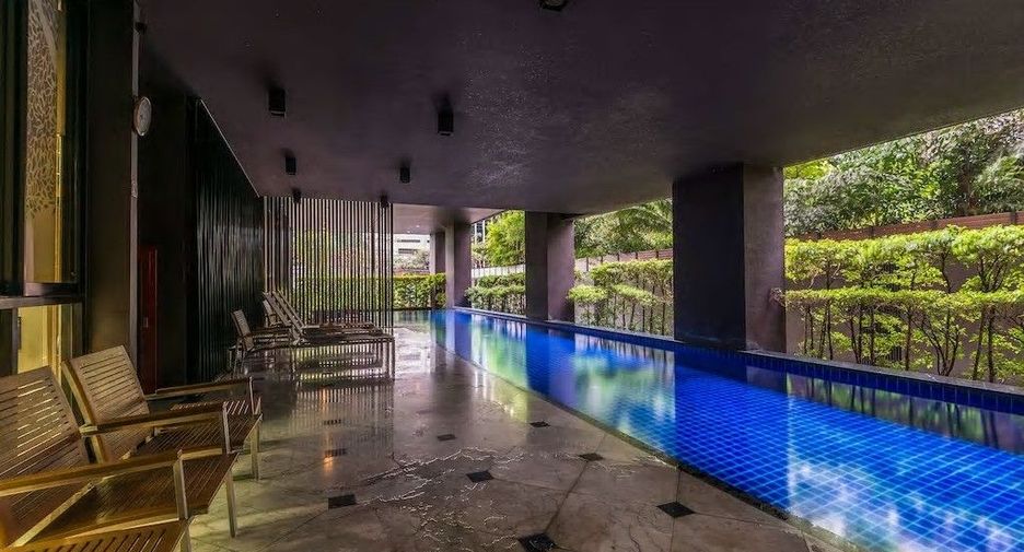 Wohnung zum Kauf mit 2 Zimmer in Khlong Toei, Bangkok