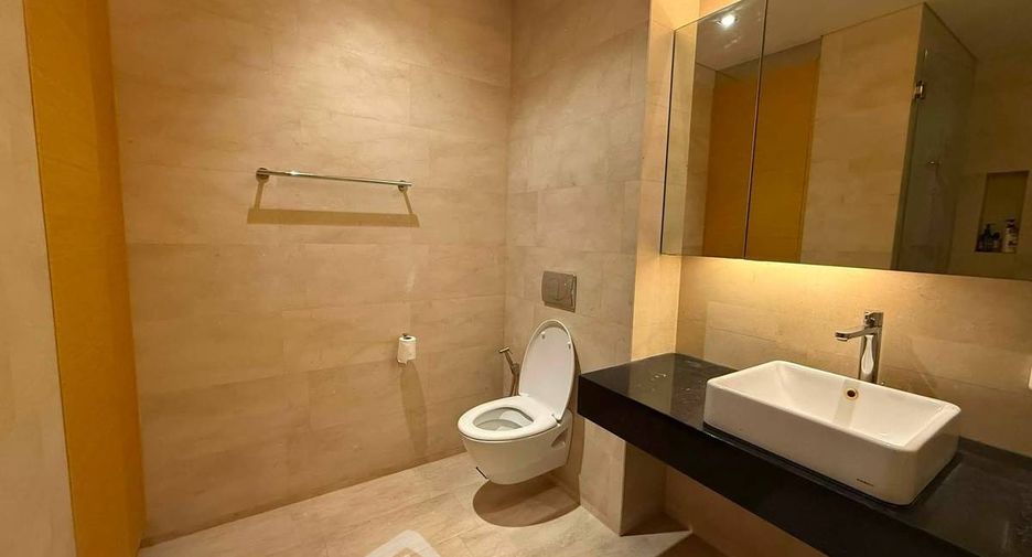 Condo en venta de 1 habitaciones en Sathon, Bangkok