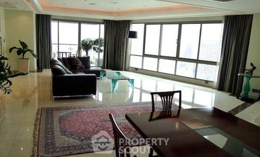 For sale 4 bedrooms condo in Khlong Toei, Bangkok