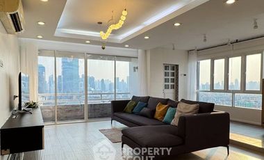 For rent and for sale 3 bedrooms condo in Huai Khwang, Bangkok