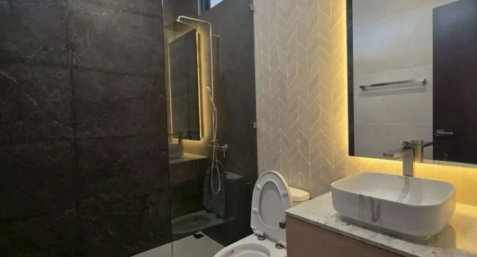 For rent 5 ベッドルーム house in Thalang, Phuket