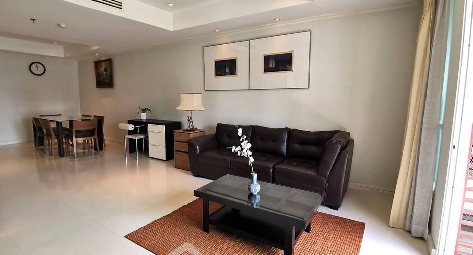 Wohnung zur Miete mit 2 Zimmer in Watthana, Bangkok