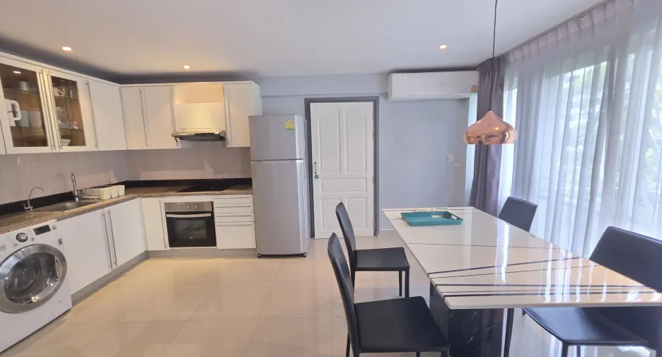 For sale and for rent 3 bedrooms condo in Watthana, Bangkok