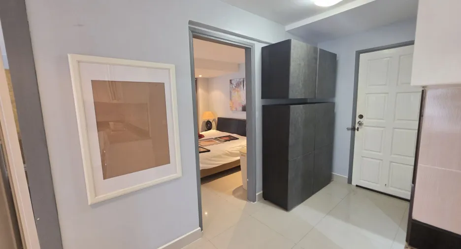For sale and for rent 3 bedrooms condo in Watthana, Bangkok