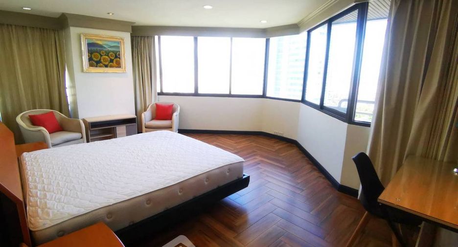For rent そして for sale 2 ベッドルーム condo in Khlong Toei, Bangkok