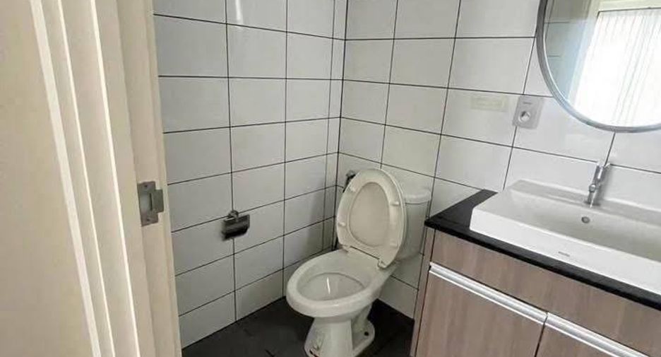 Wohnung zum Kauf mit 1 Zimmer in Huai Khwang, Bangkok