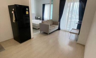 Wohnung zum Kauf mit 1 Zimmer in Huai Khwang, Bangkok