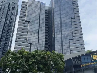 Oficina en alquiler en Huai Khwang, Bangkok