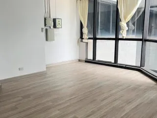 Oficina en alquiler en Huai Khwang, Bangkok
