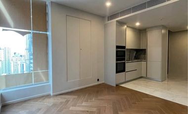For sale 1 bed condo in Khlong Toei, Bangkok