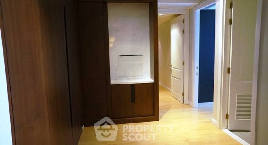 À vendre 2 chambres condo à Pathum Wan, Bangkok