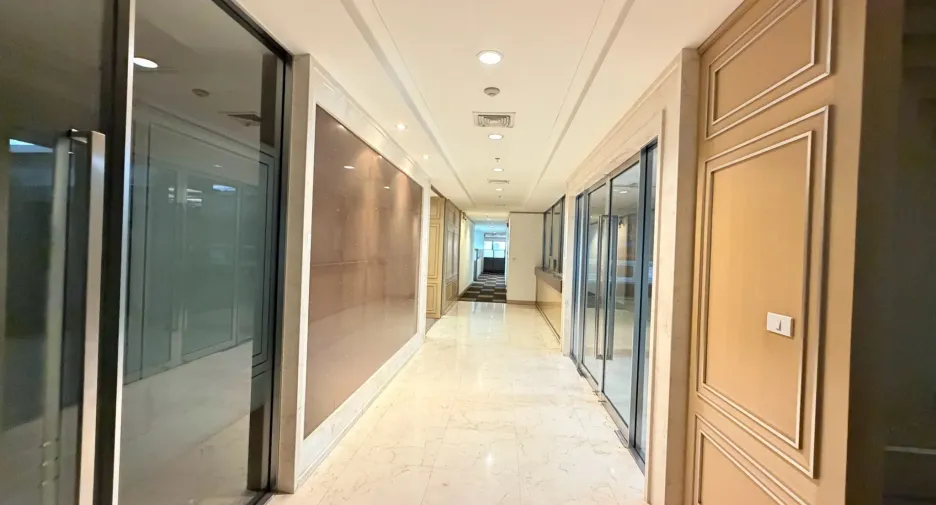 For rent office in Huai Khwang, Bangkok