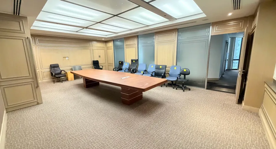 For rent office in Huai Khwang, Bangkok