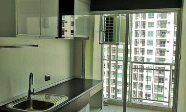 For sale 1 bed condo in Huai Khwang, Bangkok