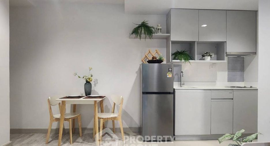 For sale 1 bed condo in Huai Khwang, Bangkok