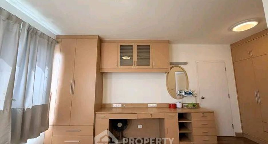 Condo en venta de 2 habitaciones en Khlong Toei, Bangkok