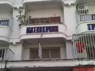 For sale 3 bedrooms townhouse in Bang Kapi, Bangkok