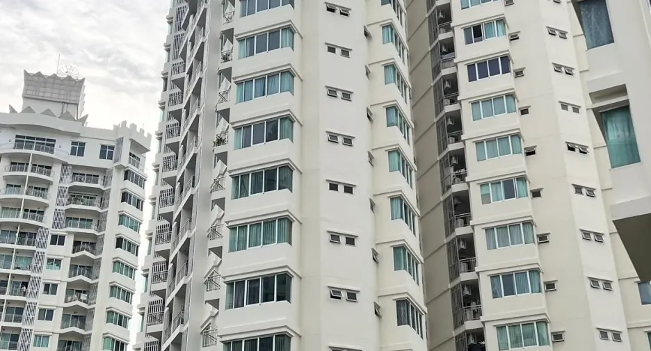 For sale 1 bed condo in Huai Khwang, Bangkok
