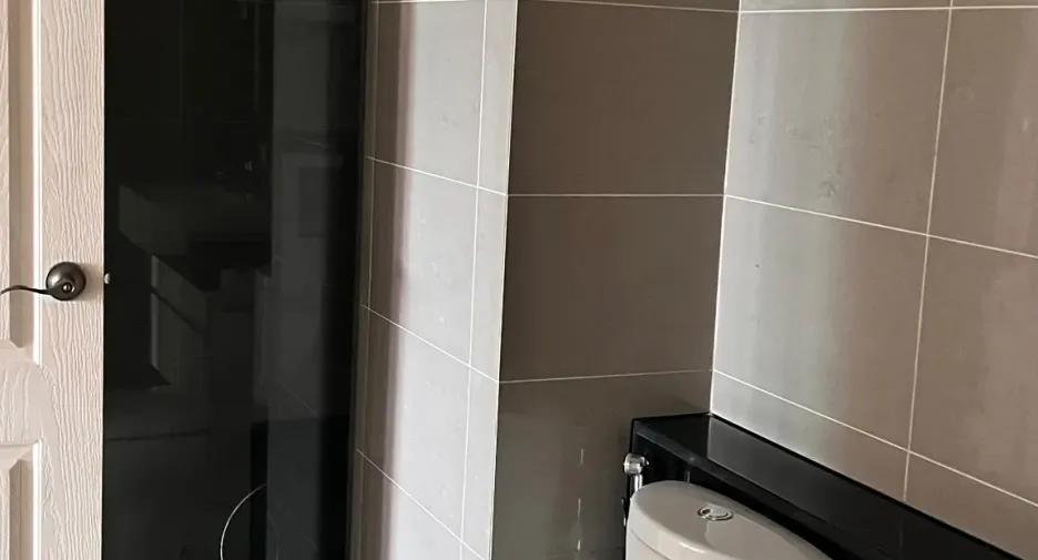 For sale 1 bed condo in Huai Khwang, Bangkok