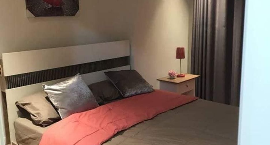 Condo en alquiler de 1 habitaciones en Phasi Charoen, Bangkok