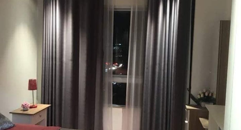 Condo en alquiler de 1 habitaciones en Phasi Charoen, Bangkok