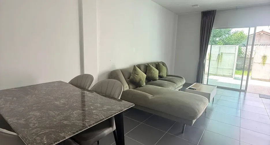 For rent 2 ベッドルーム townhouse in Thalang, Phuket