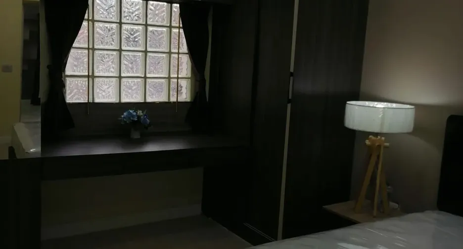 For rent 2 bedrooms condo in Khlong Toei, Bangkok