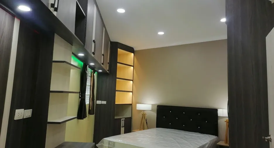 For rent 2 bedrooms condo in Khlong Toei, Bangkok
