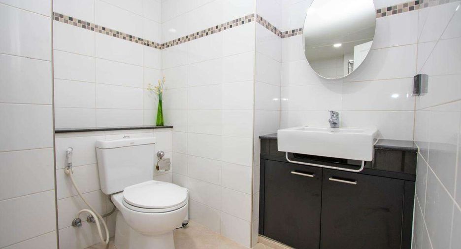 Condo en alquiler de 2 habitaciones en Mueang Chiang Mai, Chiang Mai