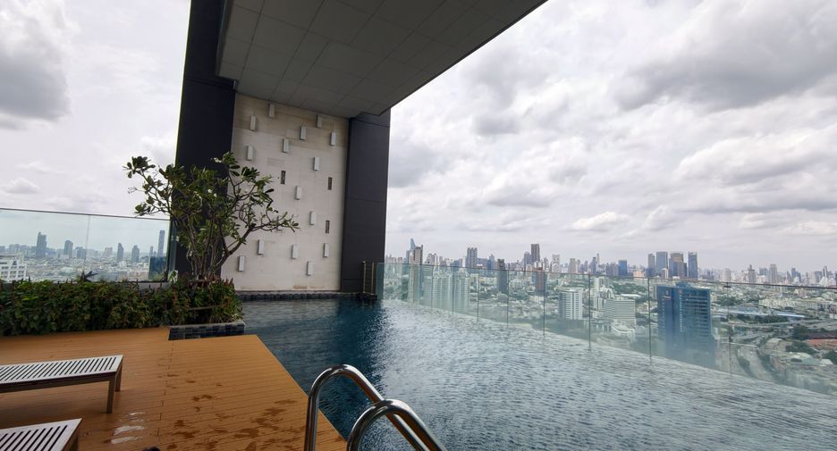 For rent 1 bed condo in Yan Nawa, Bangkok