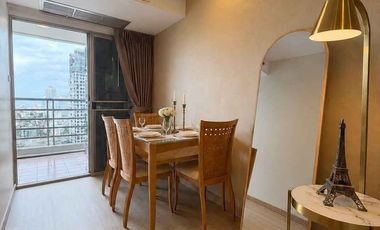Wohnung zur Miete mit 2 Zimmer in Khlong Toei, Bangkok