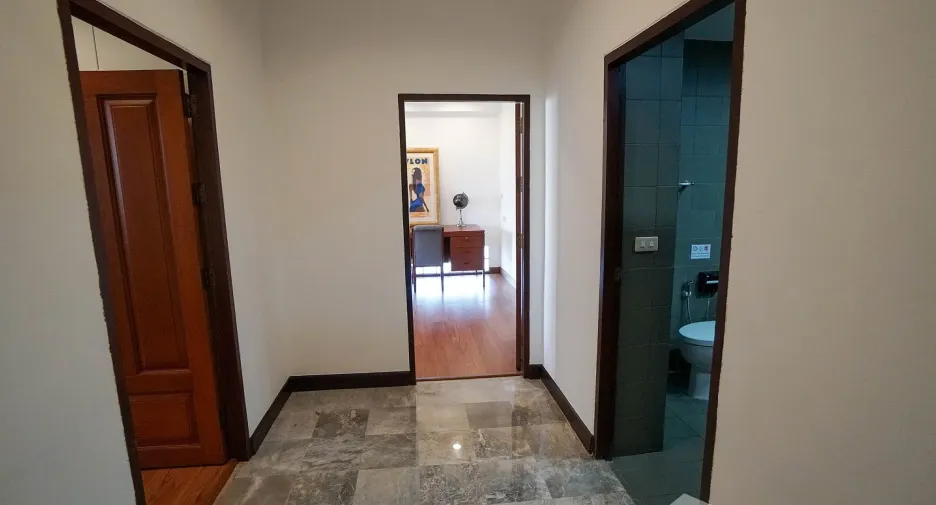 For rent 3 ベッドルーム apartment in Watthana, Bangkok
