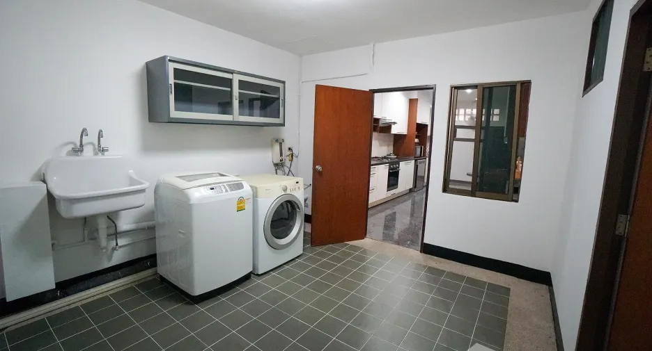 For rent 3 ベッドルーム apartment in Watthana, Bangkok
