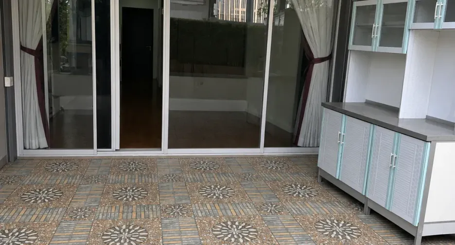 Condo en venta de estudio en Khlong Toei, Bangkok