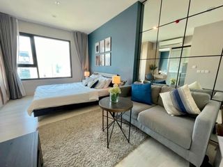 Condo en venta de 20 habitaciones en Huai Khwang, Bangkok