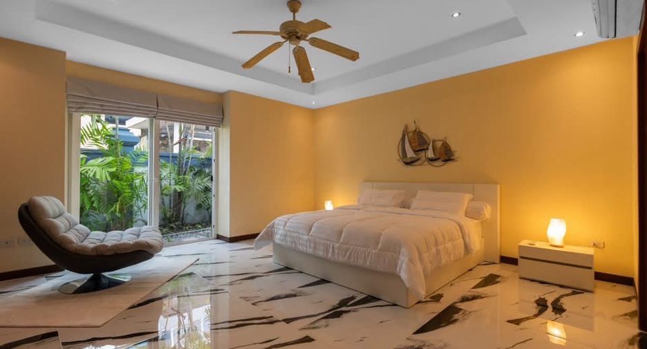 For rent 4 bedrooms house in Bang Lamung, Chonburi