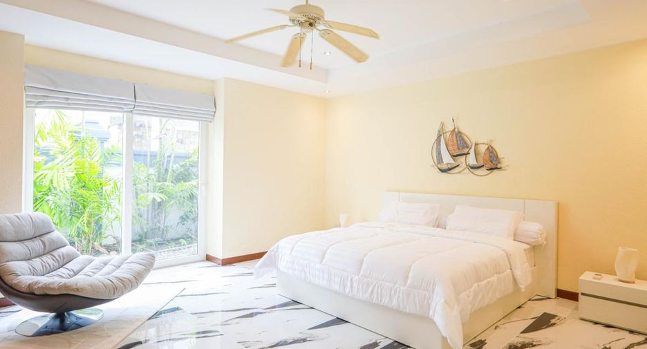 For rent 4 bedrooms house in Bang Lamung, Chonburi