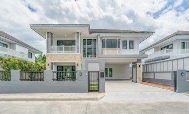 Casa en venta de 4 habitaciones en Hang Dong, Chiang Mai