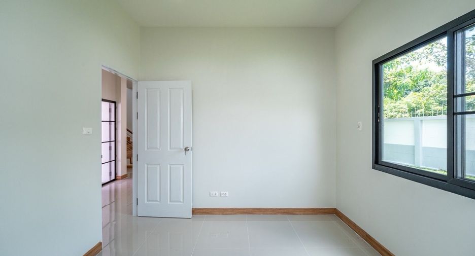 Casa en venta de 4 habitaciones en Hang Dong, Chiang Mai